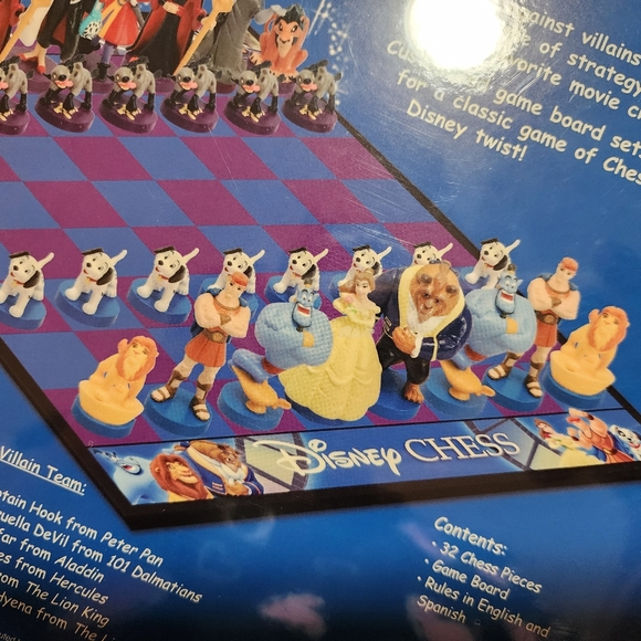 Disney Chess Collectors Edition NWOT - Picture 8 of 9